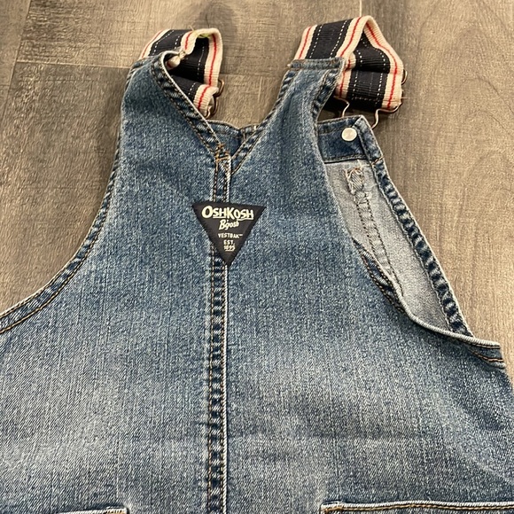 Osh Kosh Denim Overalls Size 3t Navy woven straps - Picture 5 of 6